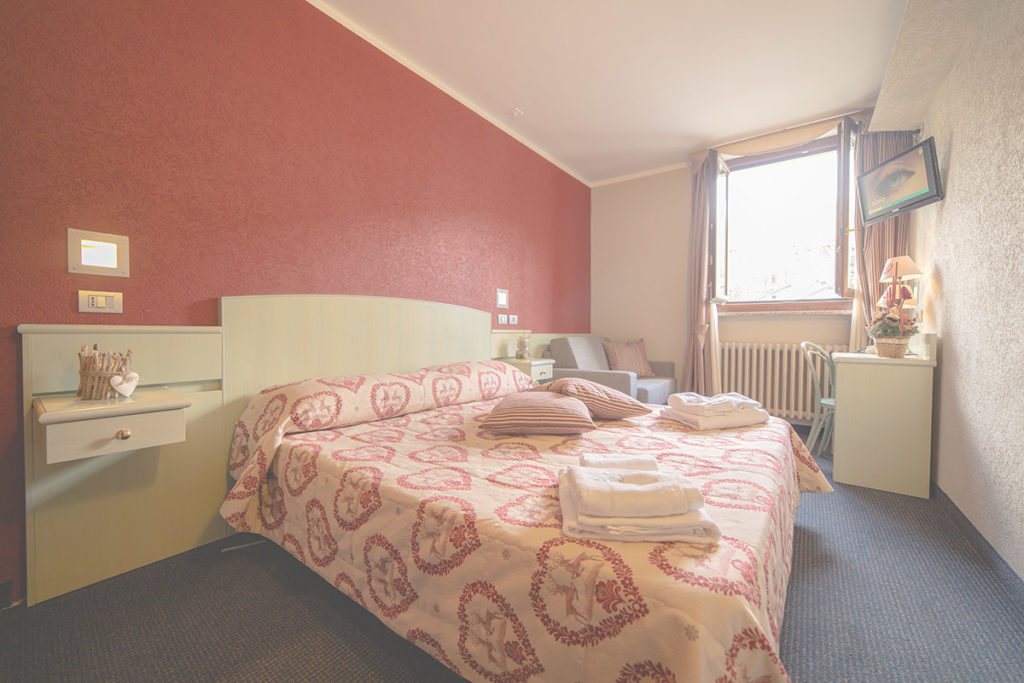 hotel cervinia sulle piste da sci camera tripla